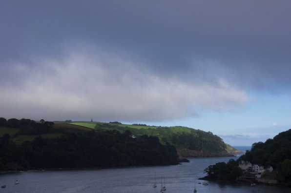 12 June 2020 - 18-32-31
After a very dull day indeed, the sun started to emerge through some mist over the Daymark.
----------------------------
Sun and mist over Kingswear headland.